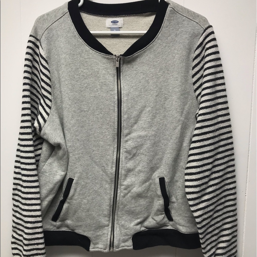 gray old navy zip up with striped sleeves